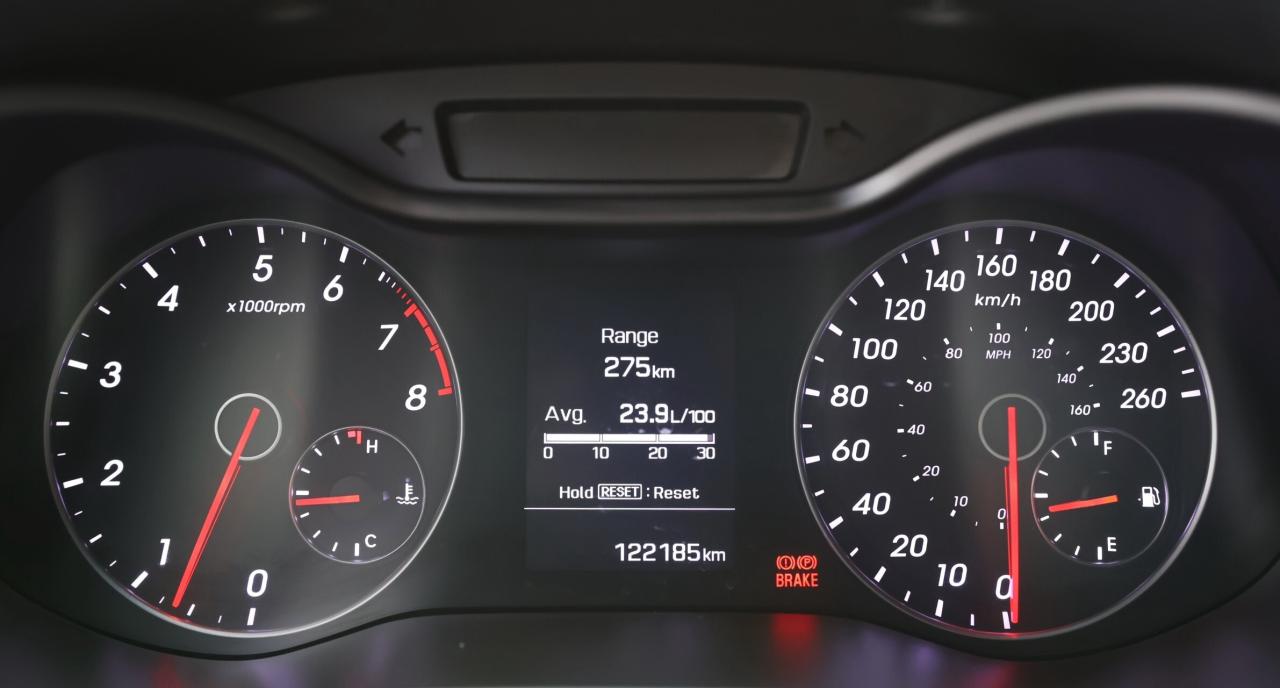 2016 Hyundai Veloster RALLY EDITION-COUPE-6S MANUAL/LEATHER/BACK UP CAM/ Photo