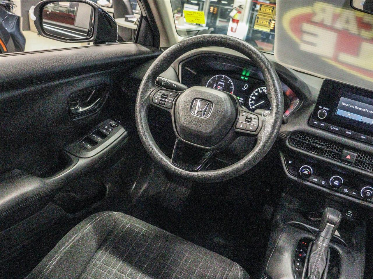 2023 Honda HR-V LX 2WD BACKUP CAM APPLE CARPLAY/ANDROID AUTO Photo