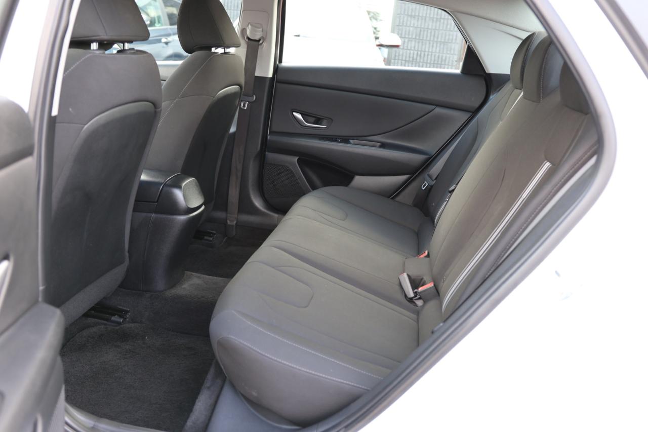 2021 Hyundai Elantra PREFERRED PKG/B CAM/CARPLAY/BLIS/LANE ASSIST/KEYLE Photo