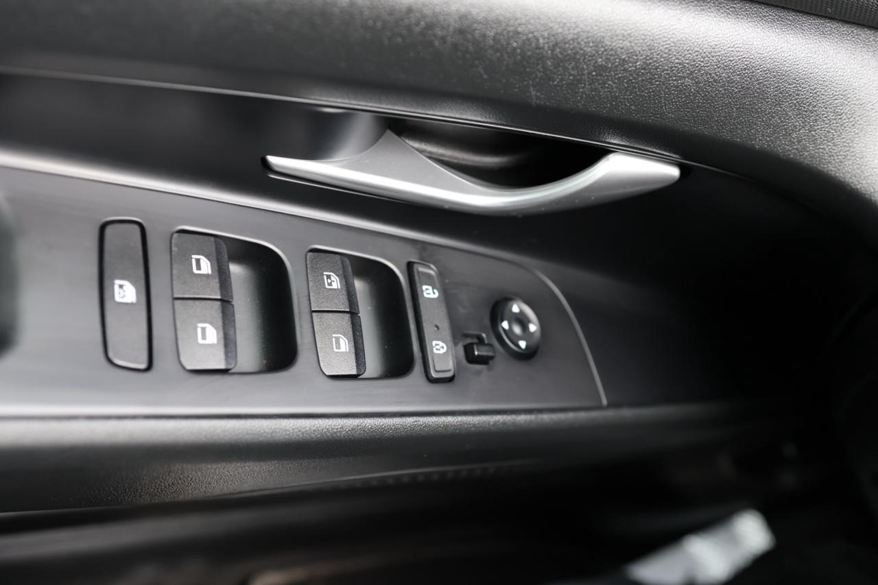 2021 Hyundai Elantra PREFERRED PKG/B CAM/CARPLAY/BLIS/LANE ASSIST/KEYLE Photo