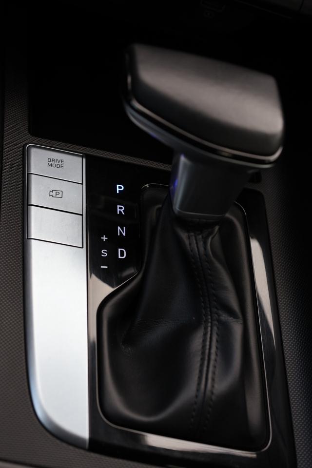 2021 Hyundai Elantra PREFERRED PKG/B CAM/CARPLAY/BLIS/LANE ASSIST/KEYLE Photo