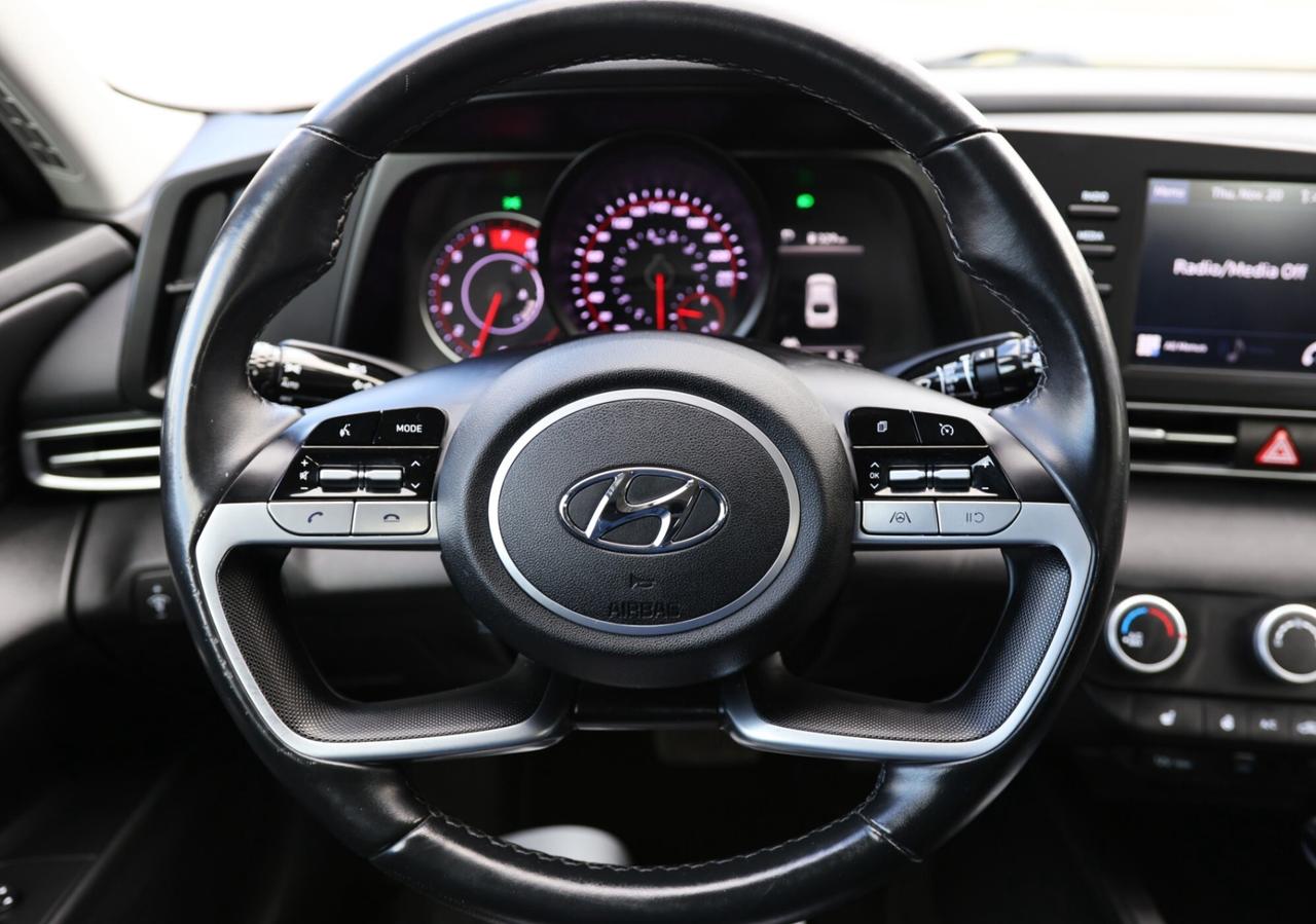 2021 Hyundai Elantra PREFERRED PKG/B CAM/CARPLAY/BLIS/LANE ASSIST/KEYLE Photo