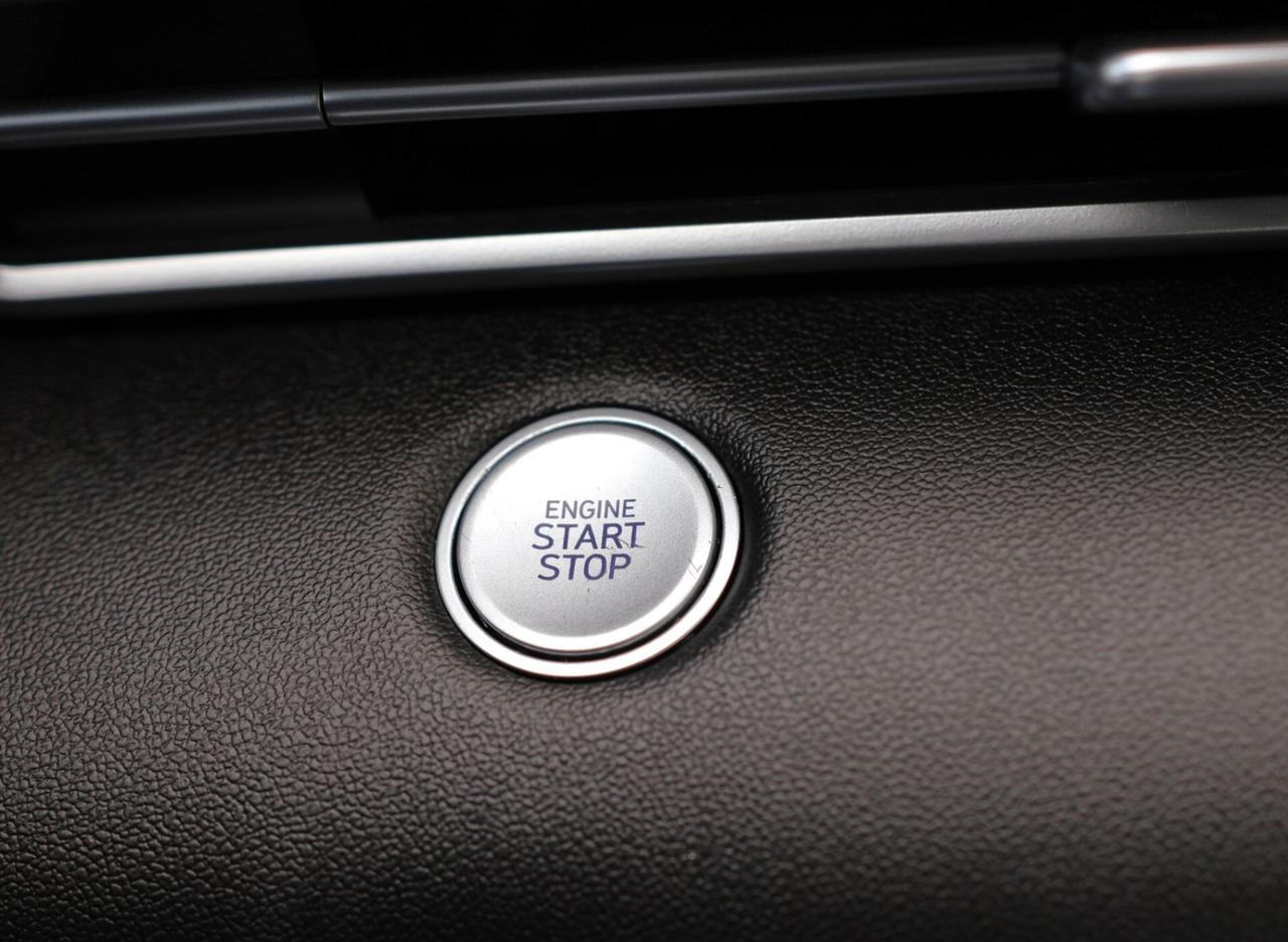 2021 Hyundai Elantra PREFERRED PKG/B CAM/CARPLAY/BLIS/LANE ASSIST/KEYLE Photo