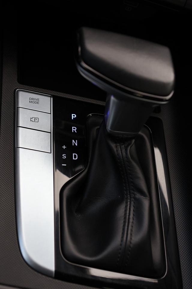 2021 Hyundai Elantra PREFERRED PKG/B CAM/CARPLAY/BLIS/LANE ASSIST/KEYLE Photo