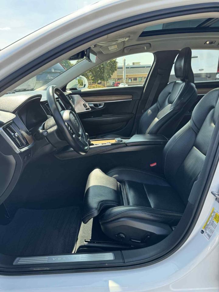 2020 Volvo S90 T6 AWD Inscription Photo