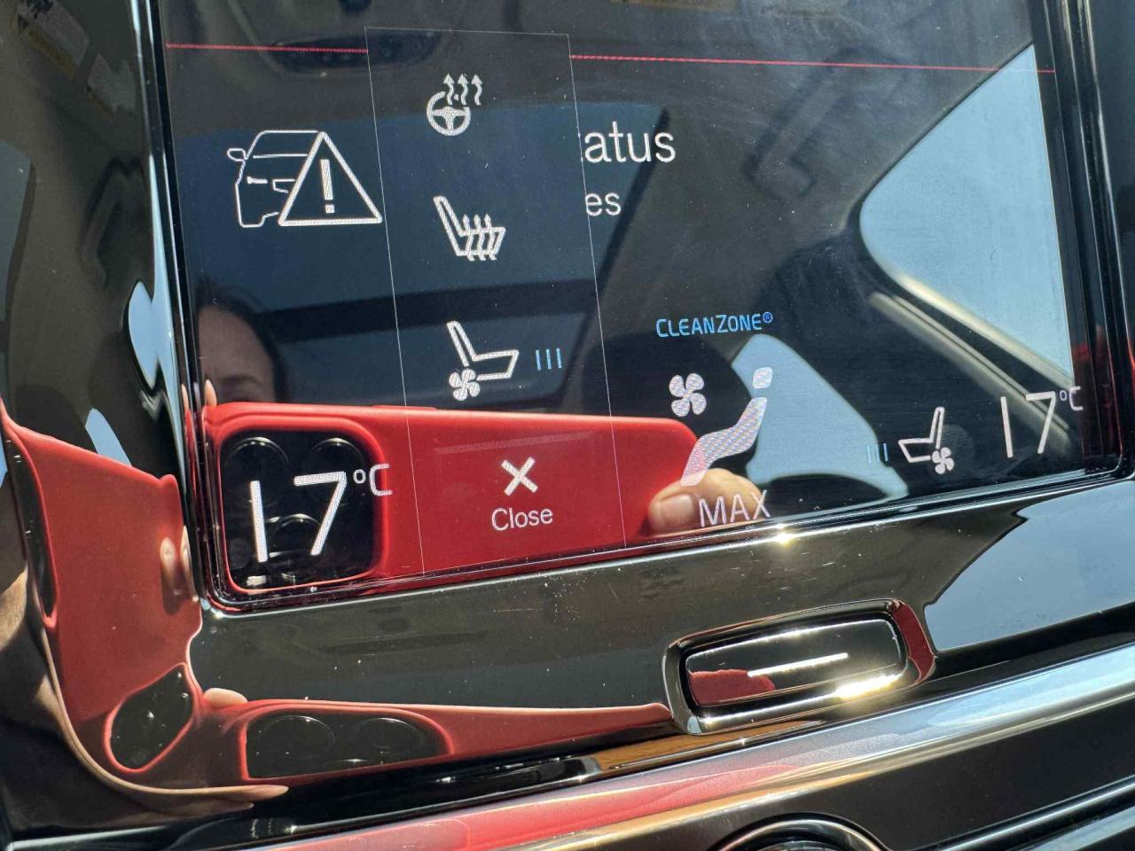 2020 Volvo S90 T6 AWD Inscription Photo