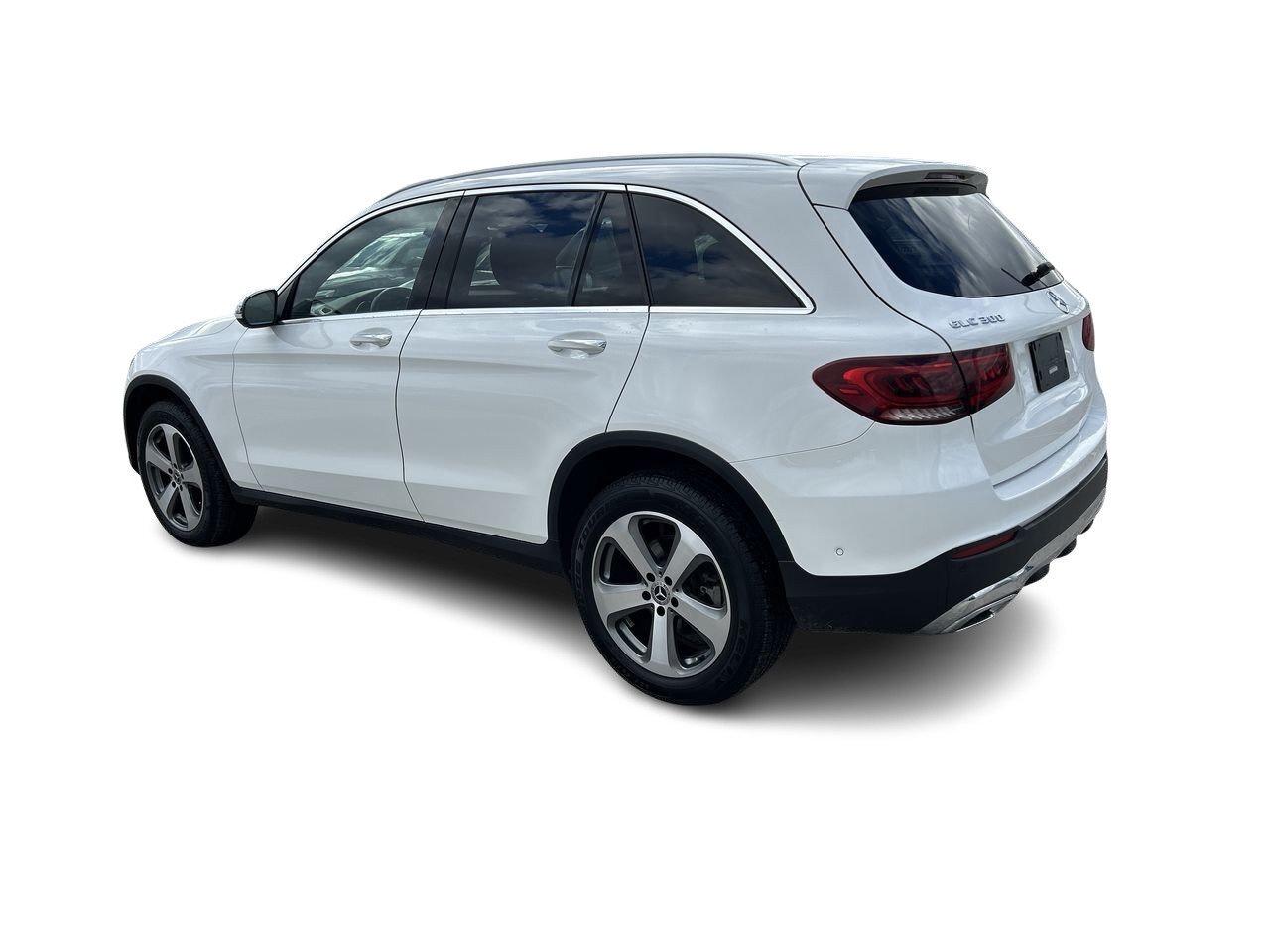 2022 Mercedes-Benz GLC300 4MATIC SUV   Accident-Free Photo