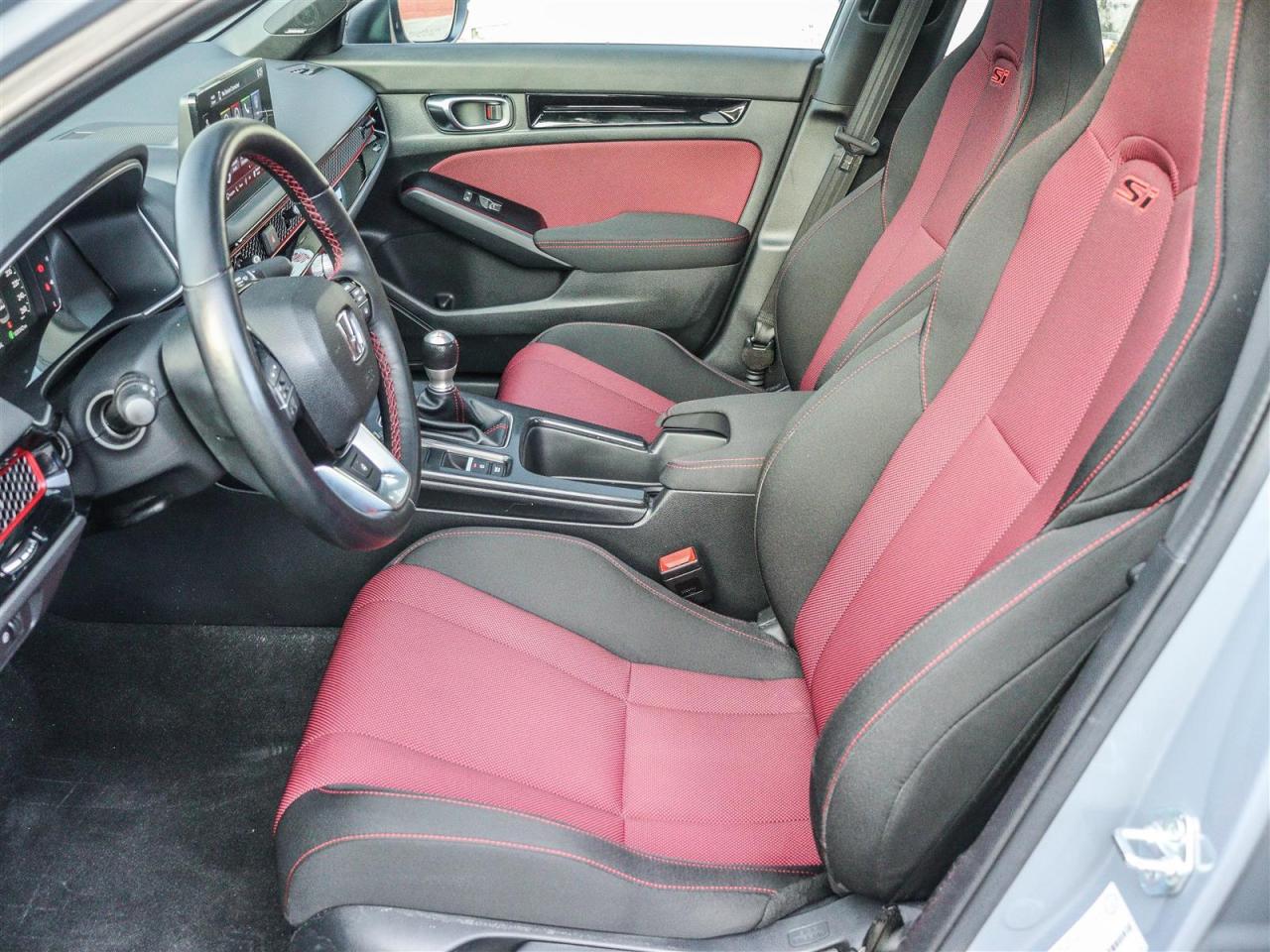 2024 Honda Civic Si 6-SPEED MANUAL TRANSMISSION SUNROOF Photo