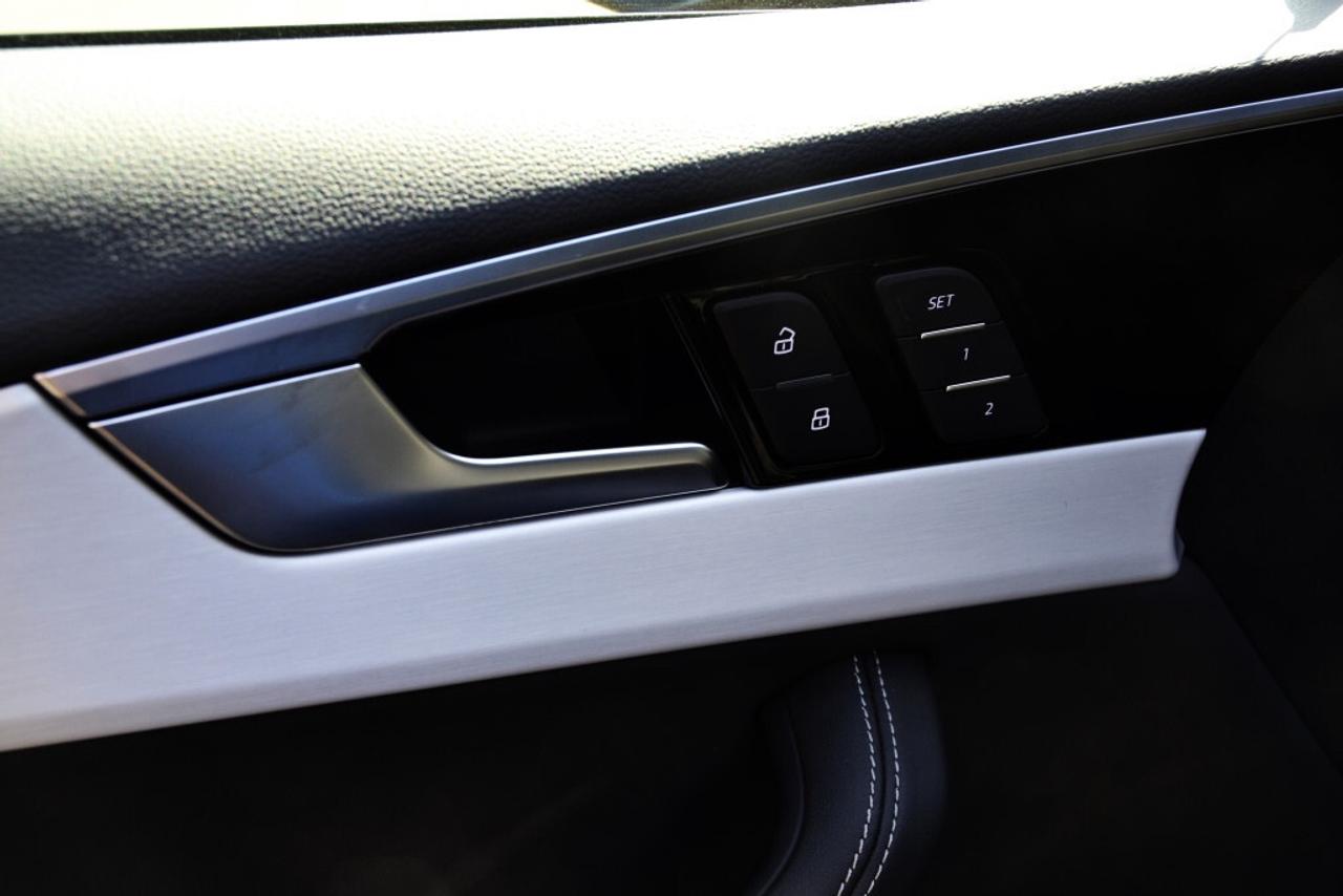 2023 Audi A5 Progressiv 45 TFSI quattro S-LINE Photo