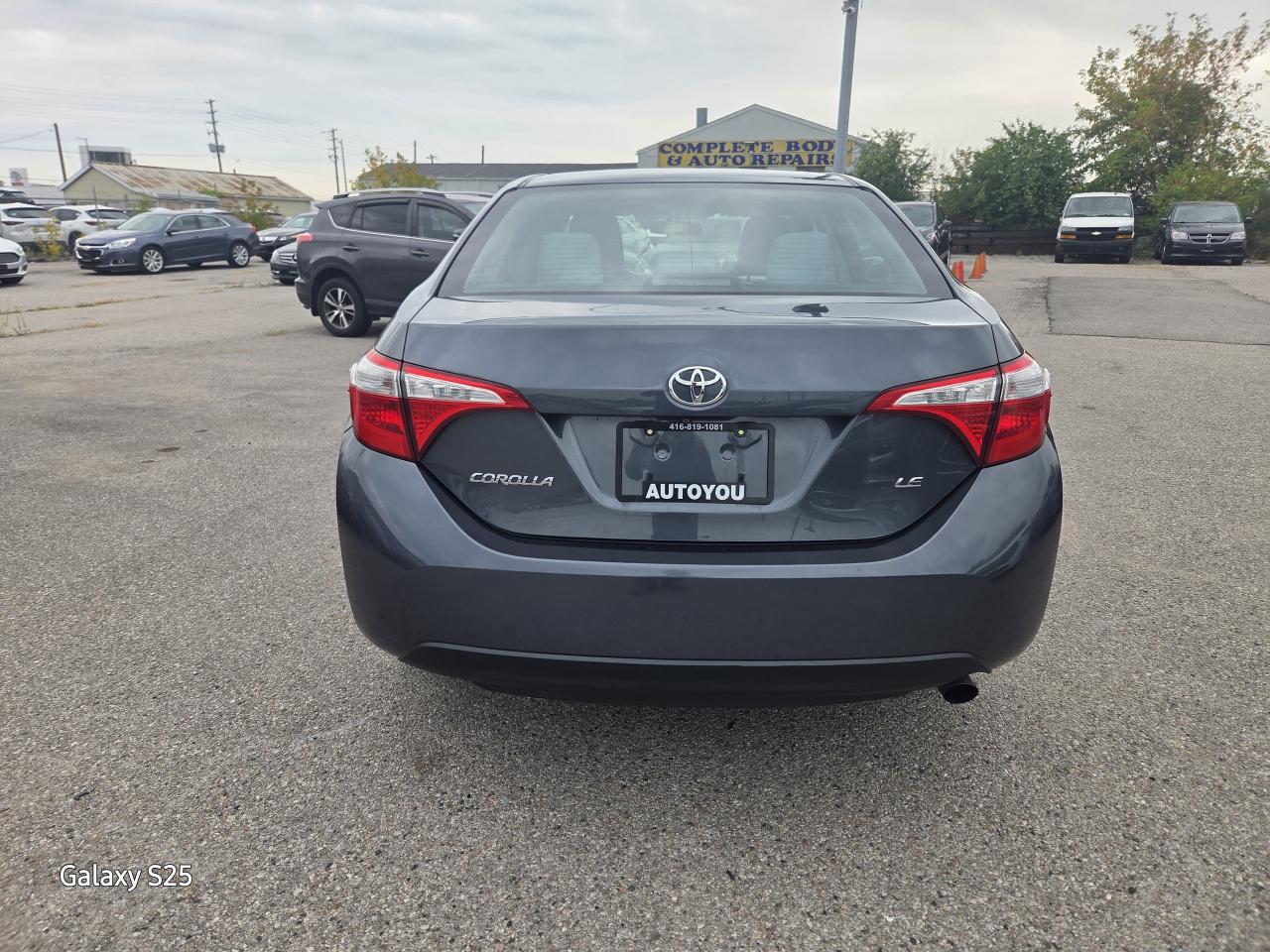 2015 Toyota Corolla LE AUTO AIR BLUE TOOTH REAR VIEW CAMERA $ 11,988.0 Photo4