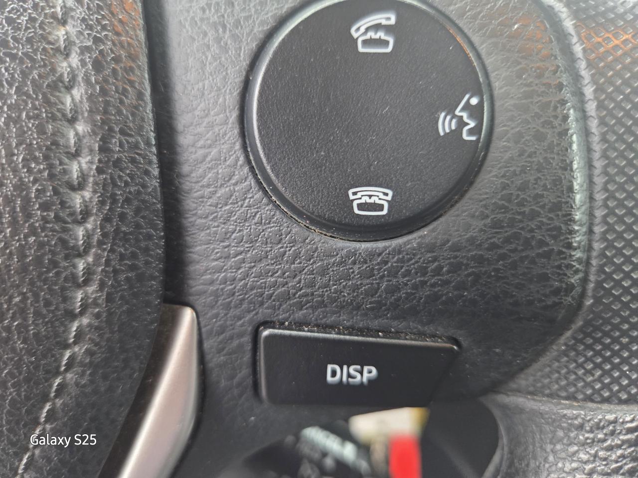 2015 Toyota Corolla LE AUTO AIR BLUE TOOTH REAR VIEW CAMERA $ 11,988.0 Photo