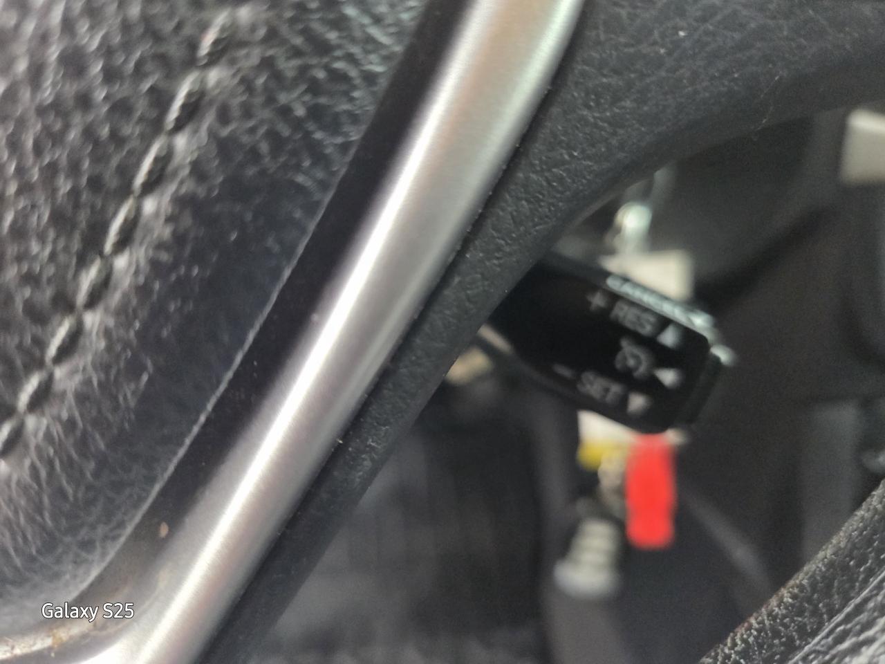 2015 Toyota Corolla LE AUTO AIR BLUE TOOTH REAR VIEW CAMERA $ 11,988.0 Photo