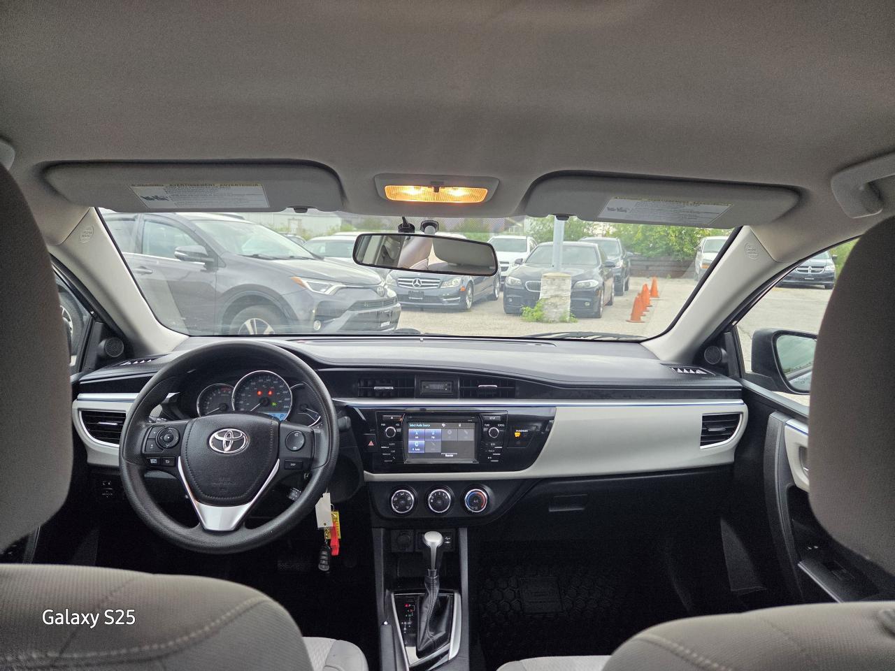 2015 Toyota Corolla LE AUTO AIR BLUE TOOTH REAR VIEW CAMERA $ 11,988.0 Photo