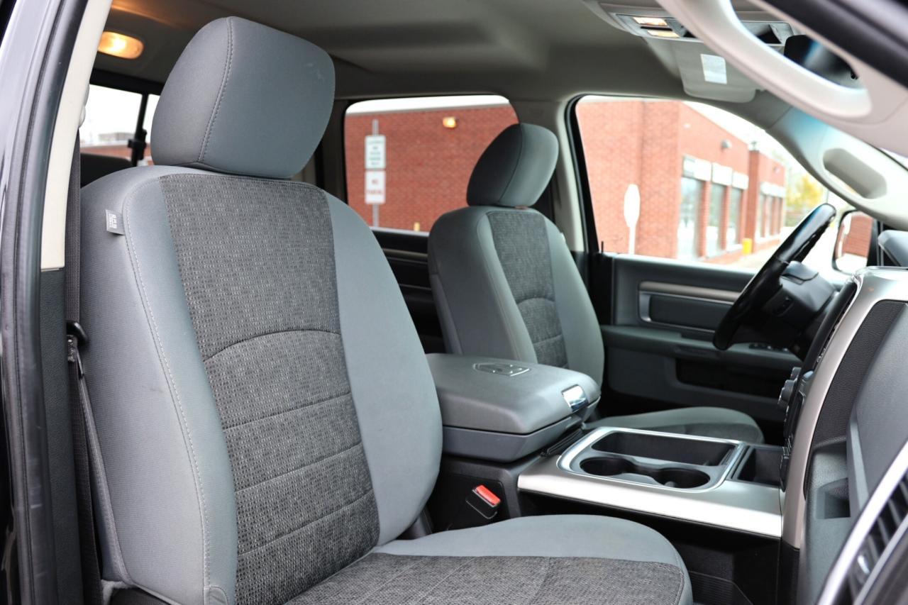 2019 RAM 1500 Classic CLASSIC-4WD-5.7L HEMI/CREWCAB/CARPLAY/P SEAT/B CAM Photo