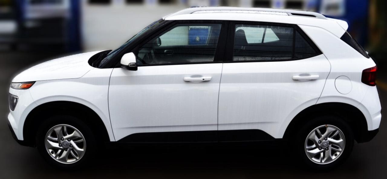 2023 Hyundai Venue SEL I 1 OWNER I NO ACCIDENT I VERY CLEAN Photo