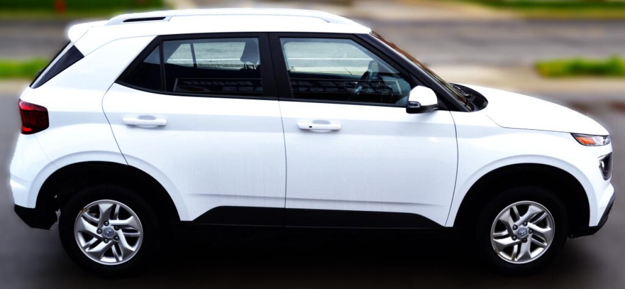 2023 Hyundai Venue SEL I 1 OWNER I NO ACCIDENT I VERY CLEAN Photo