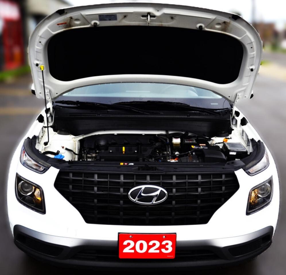 2023 Hyundai Venue SEL Photo