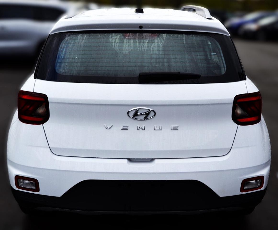 2023 Hyundai Venue SEL I 1 OWNER I NO ACCIDENT I VERY CLEAN Photo3