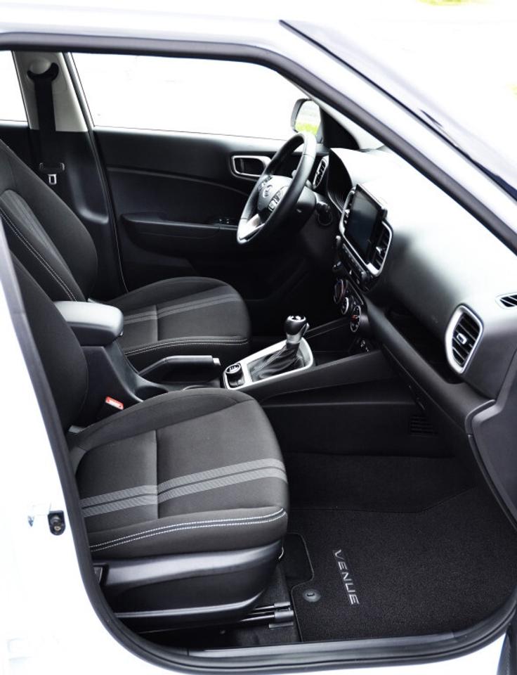 2023 Hyundai Venue SEL I 1 OWNER I NO ACCIDENT I VERY CLEAN Photo