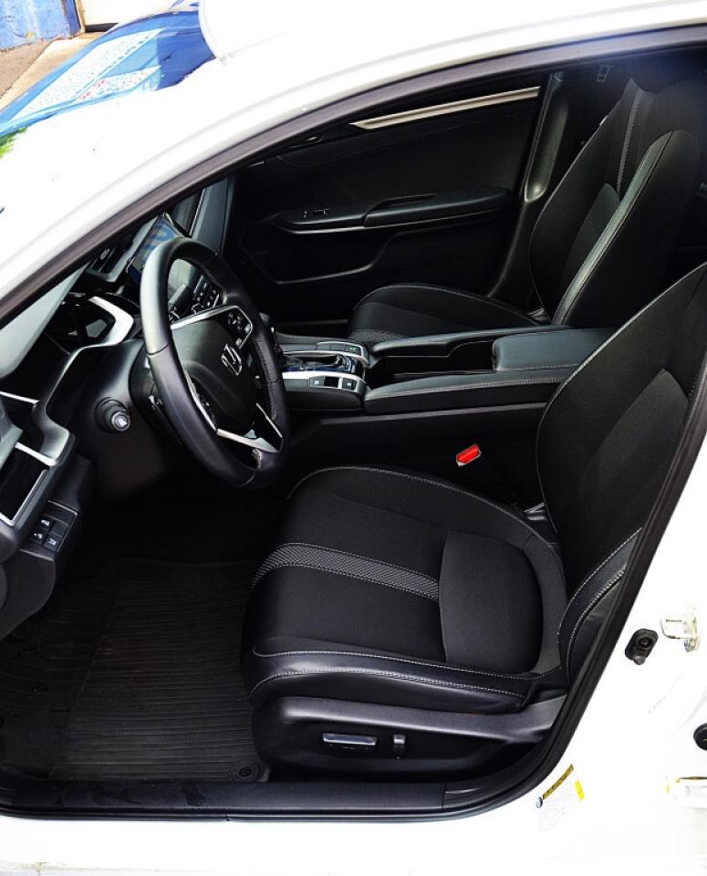2020 Honda Civic Sedan Sport CVT Photo