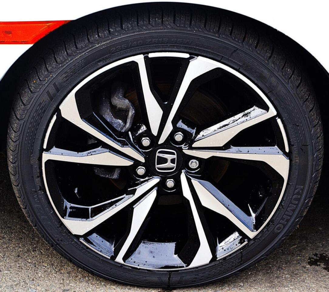 2020 Honda Civic Sedan Sport CVT Photo