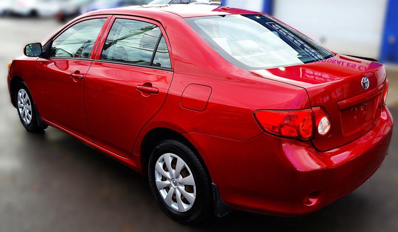 2009 Toyota Corolla Base 4dr Sedan Photo2