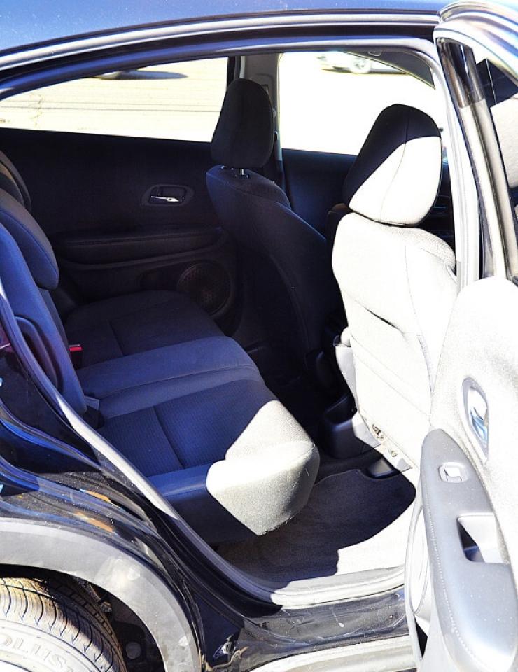 2022 Honda HR-V LX 4dr SUV (1.8L 4cyl CVT) Photo