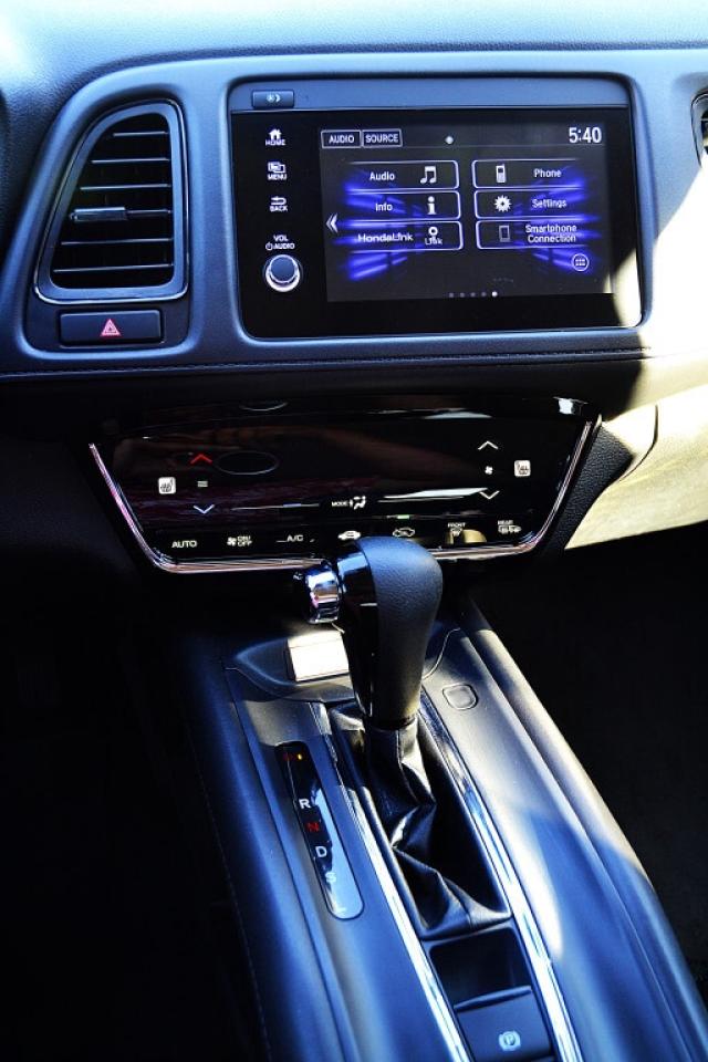 2022 Honda HR-V LX FWD I DEALER MAINTANED I 1 OWNER I NO ACCIDENT Photo