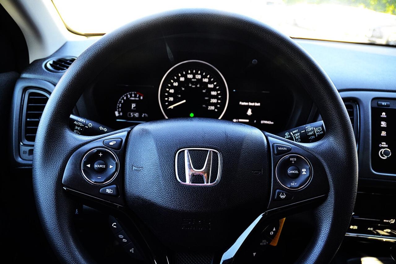 2022 Honda HR-V LX FWD I DEALER MAINTANED I 1 OWNER I NO ACCIDENT Photo