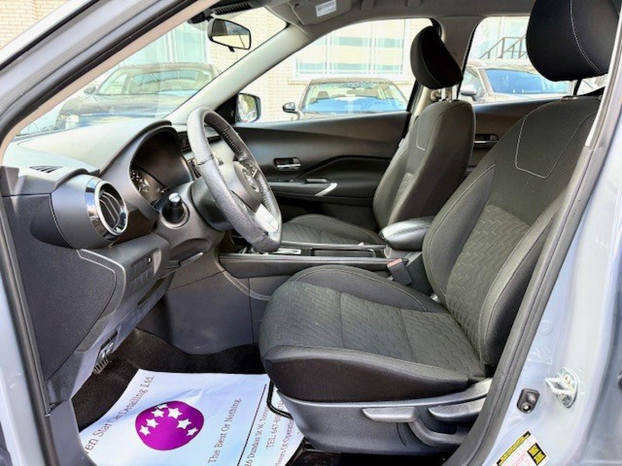 2021 Nissan Kicks SV, APPLE CARPLAY, HEATED SEATS, PUSH BUTTON, SIRI Photo