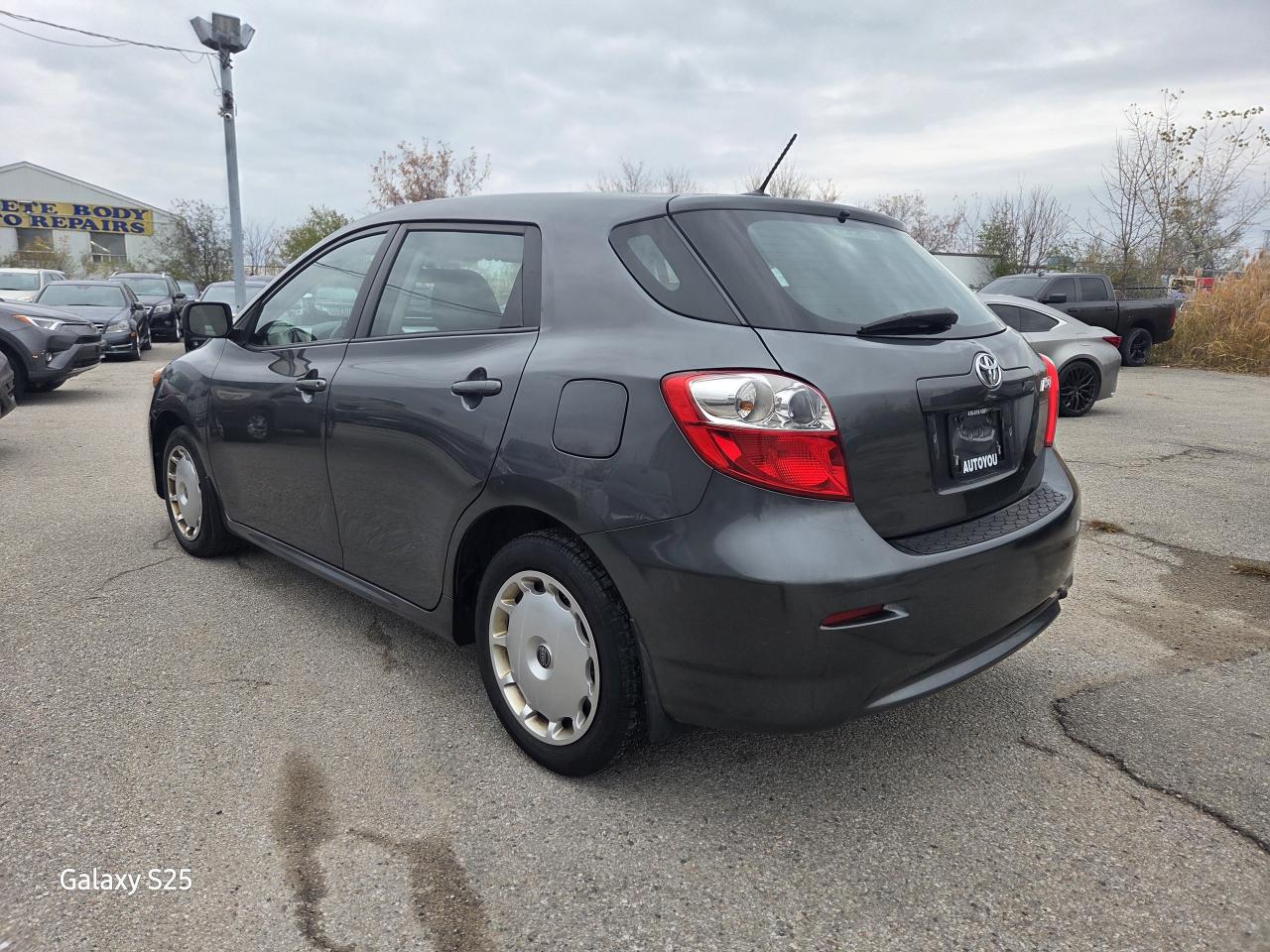 2012 Toyota Matrix AUTO AIR ABS BLUE TOOTH LOW KM $12,688.00 Photo4