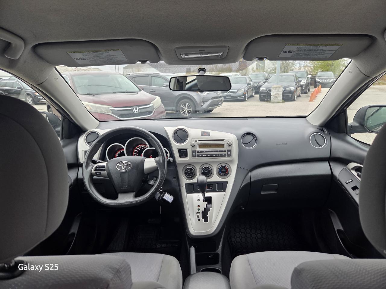 2012 Toyota Matrix AUTO AIR ABS BLUE TOOTH LOW KM $12,688.00 Photo