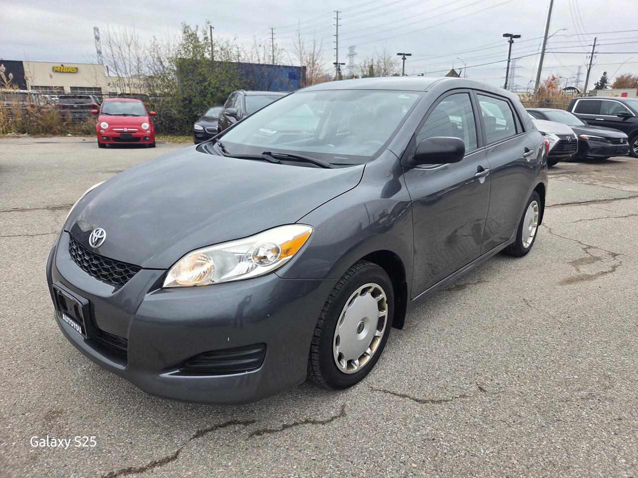2012 Toyota Matrix AUTO AIR ABS BLUE TOOTH LOW KM $11,688.00 Photo
