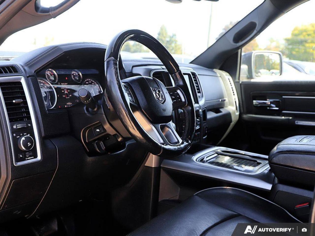 2016 RAM 1500 LimitedAS-TRADED, ALPINE AUDIO, HTD + CLD SEATS, 3 Photo