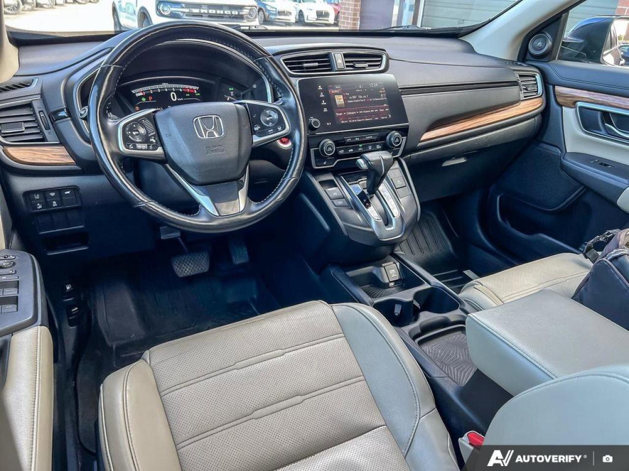 2017 Honda CR-V LEATHER   MOONROOF   AWD Photo