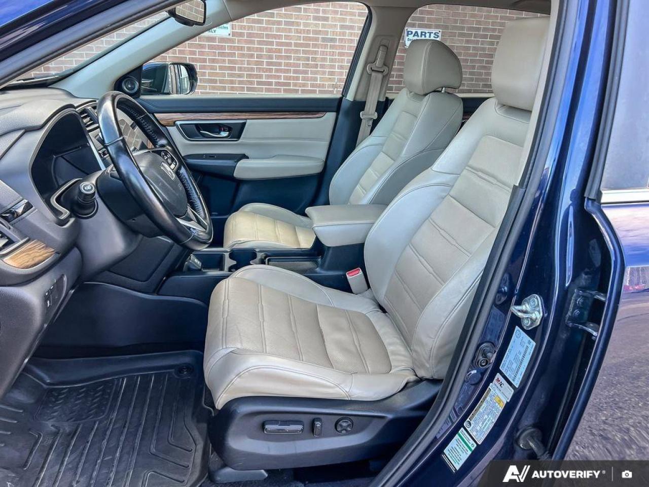 2017 Honda CR-V LEATHER   MOONROOF   AWD Photo