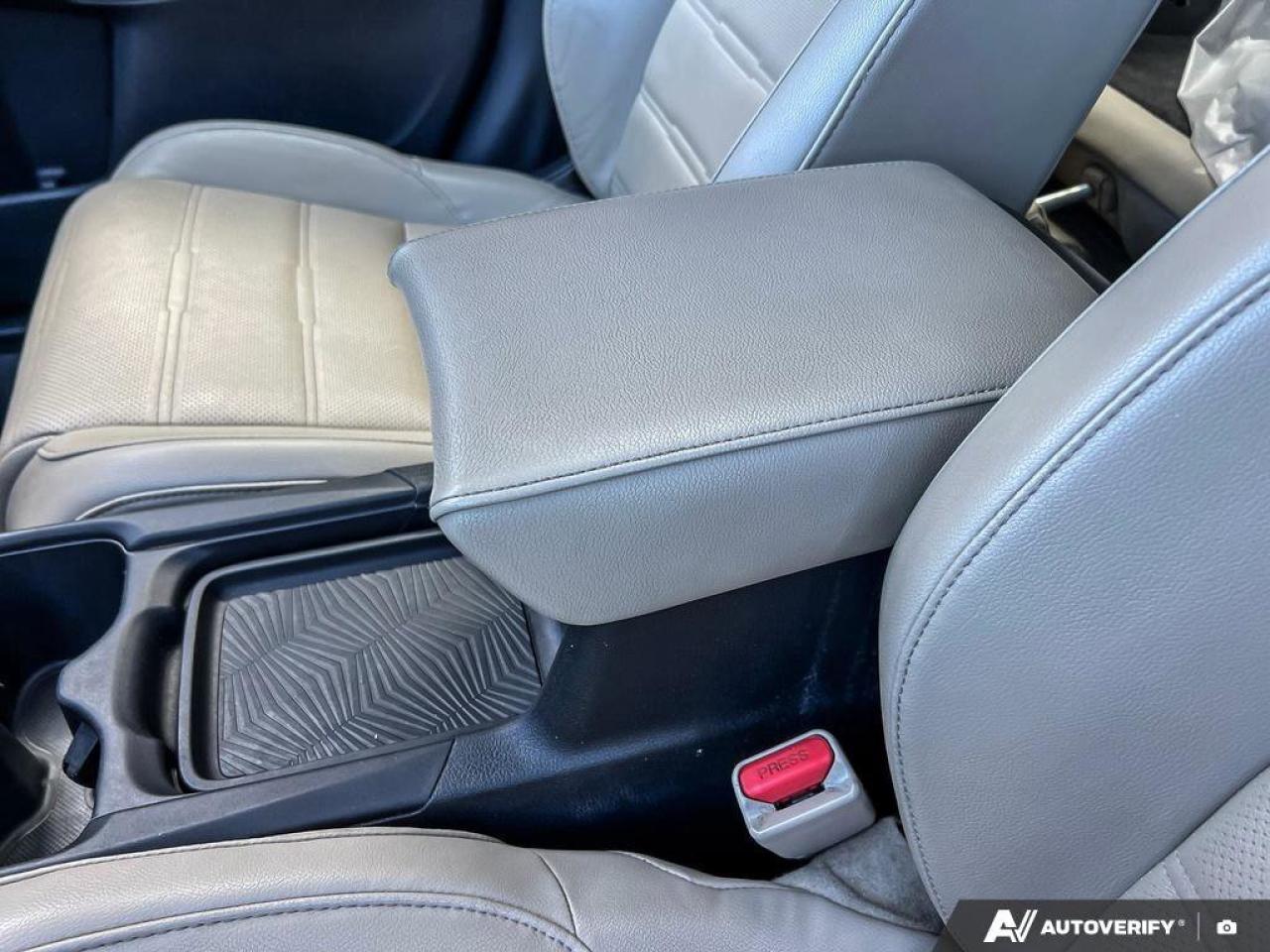 2017 Honda CR-V LEATHER   MOONROOF   AWD Photo