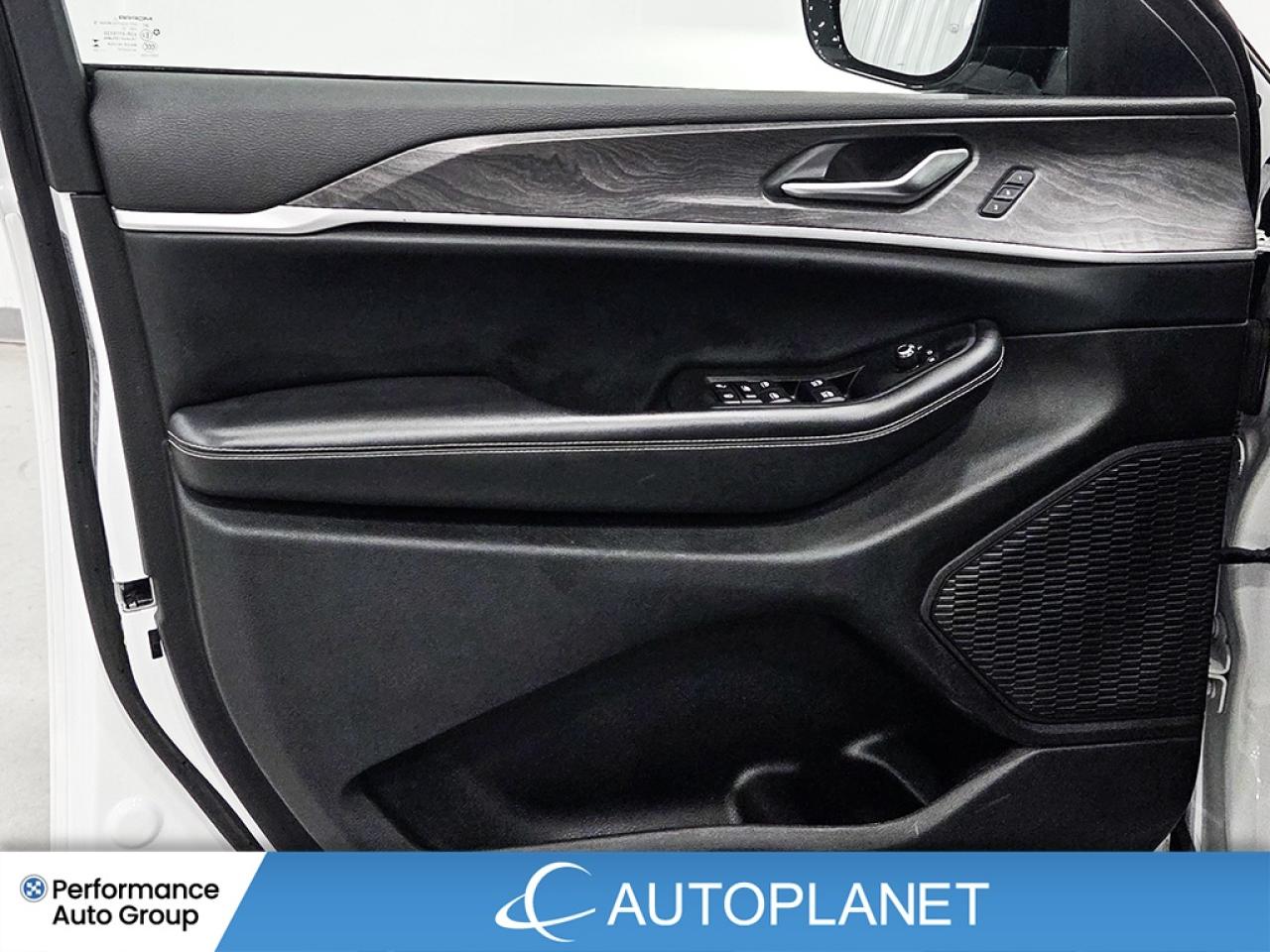 2023 Jeep Grand Cherokee Limited 4x4 - FINANCE @$107/WK OR LEASE @$125/WK Photo