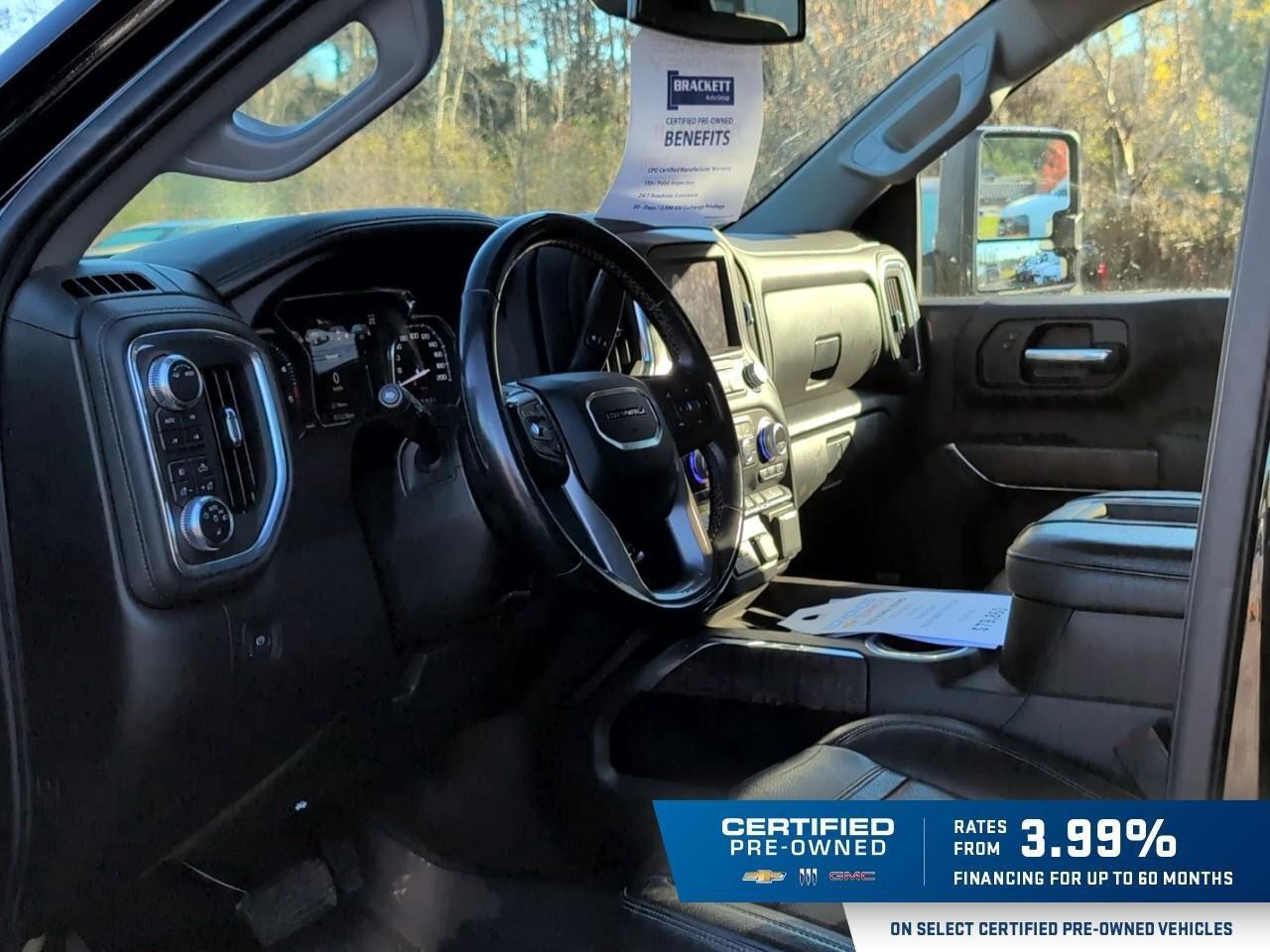 2022 GMC SIERRA 2500HD DenaliOne Owner   Trailer Brake Controller   Heate Photo