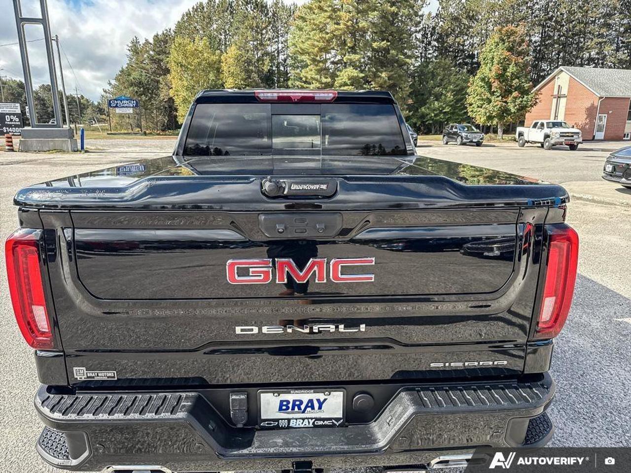 2022 GMC Sierra 1500 Denali   TONNEAU COVER, RUNNING BOARDS, Photo