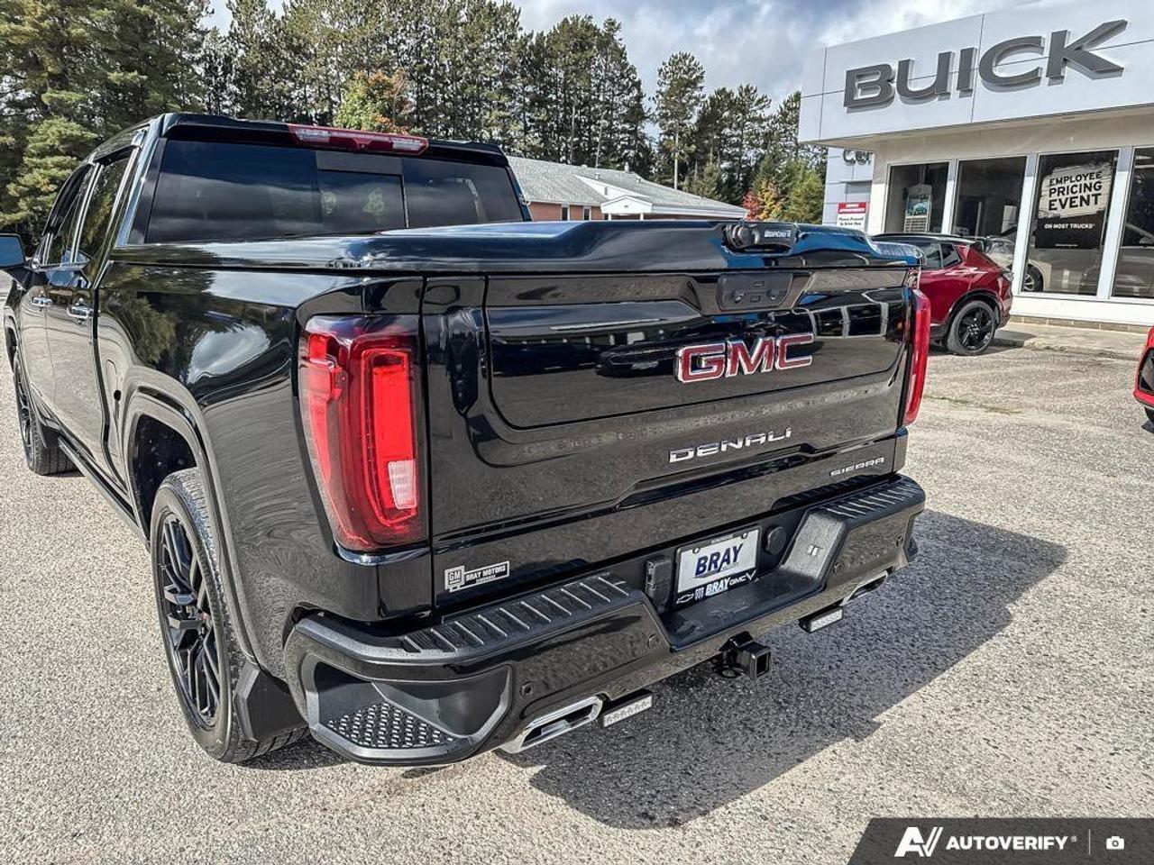 2022 GMC Sierra 1500 Denali   TONNEAU COVER, RUNNING BOARDS, Photo