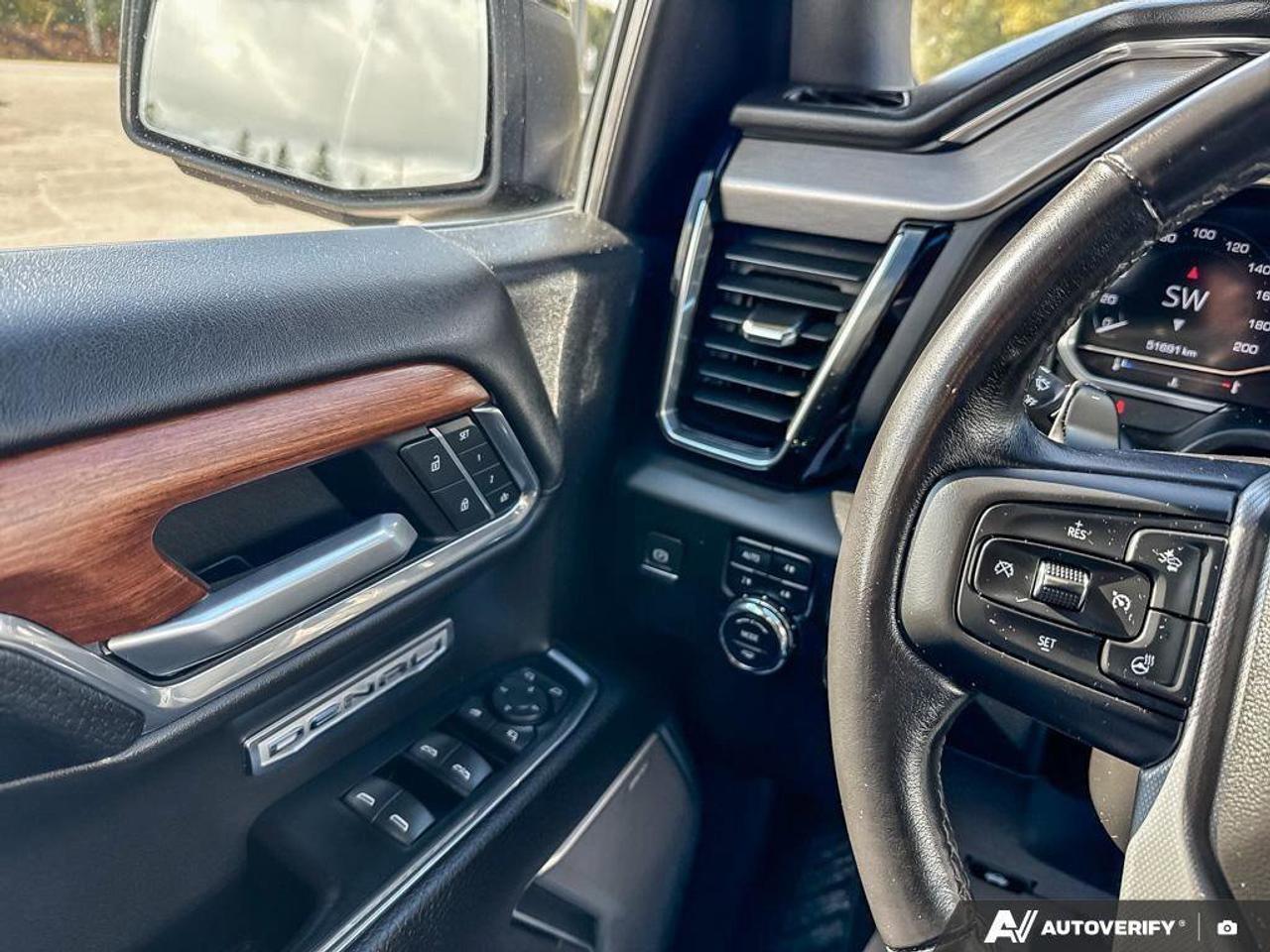 2022 GMC Sierra 1500 Denali   TONNEAU COVER, RUNNING BOARDS, Photo