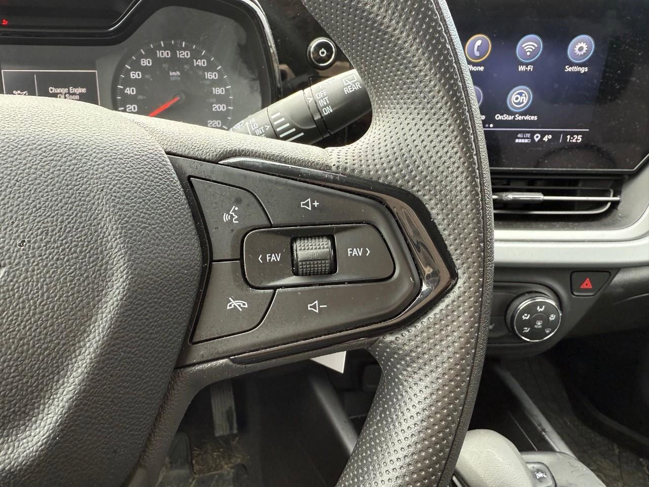 2025 Chevrolet Trax LS   LEASE RETURN   ALL WEATHER MATS Photo