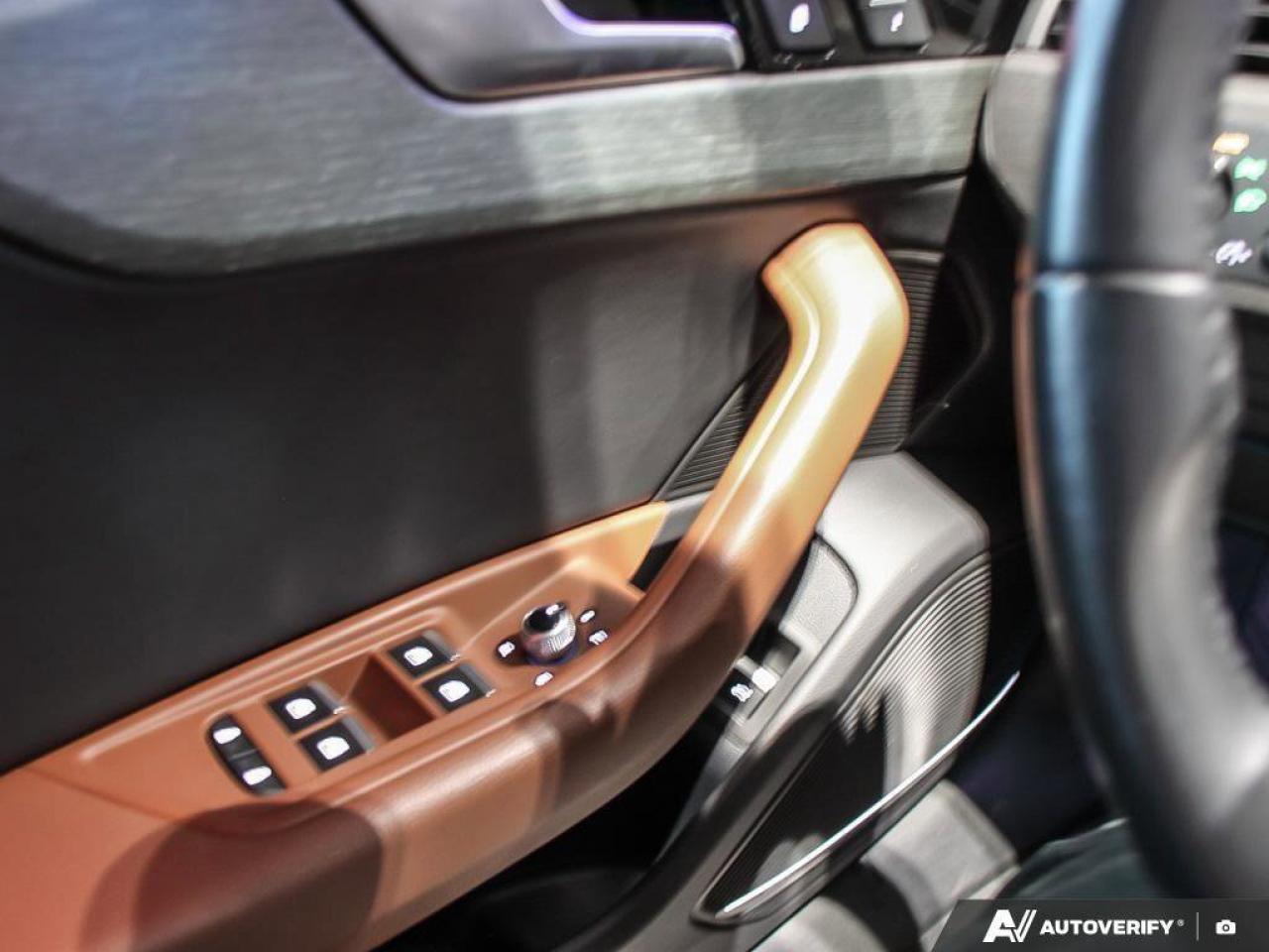 2022 Audi A5 Sportback TechnikACCIDENT-FREE, TWO SETS OF TIRES, AWD, SUNR Photo