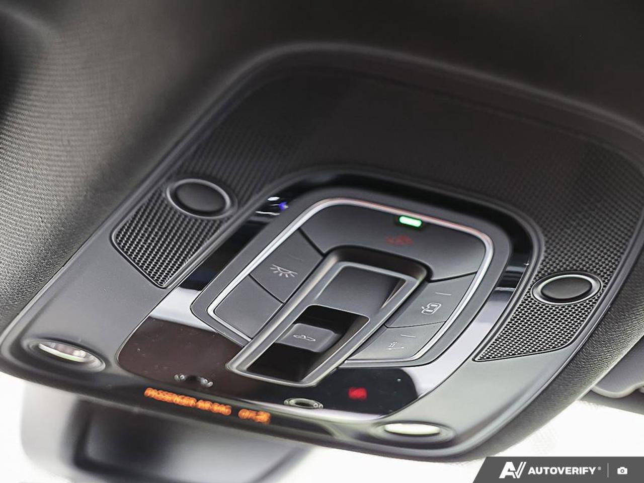2022 Audi A5 Sportback TechnikACCIDENT-FREE, TWO SETS OF TIRES, AWD, SUNR Photo