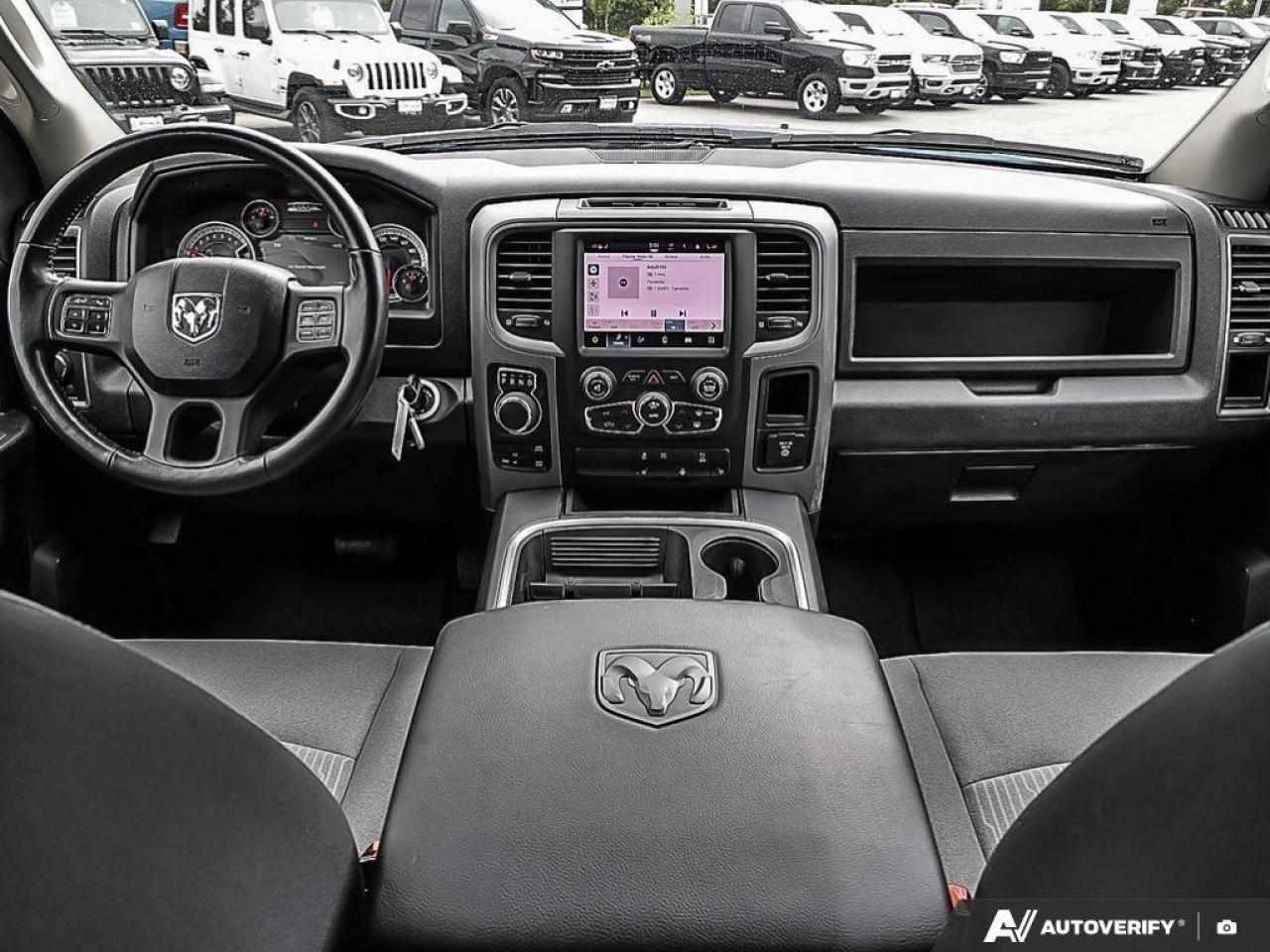 2022 RAM 1500 Classic ExpressBLACK EXPRESS, NIGHT, CREW, HEMI, 4X4, HEAT Photo