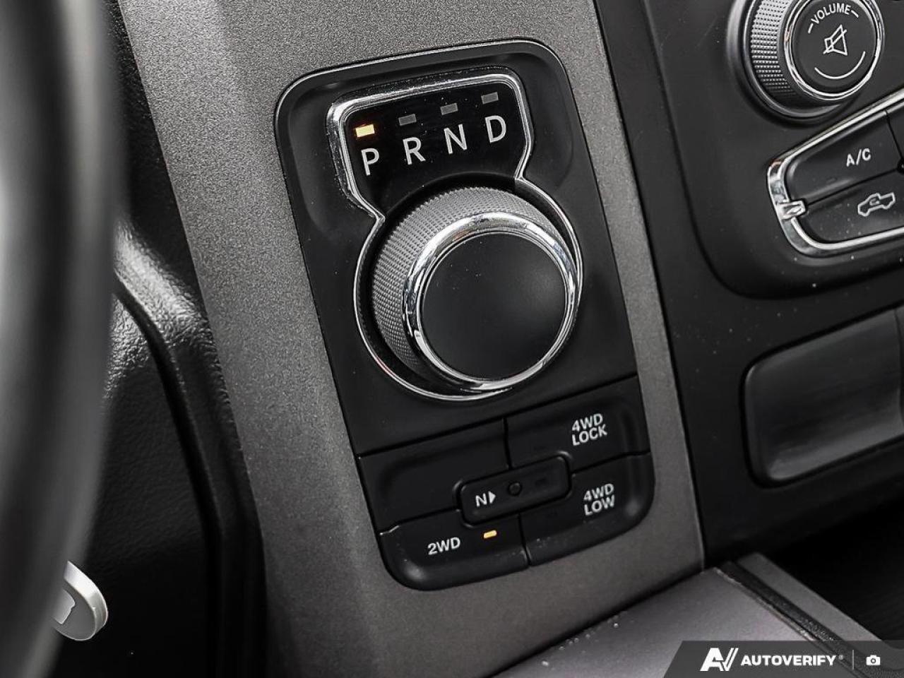 2022 RAM 1500 Classic ExpressBLACK EXPRESS, NIGHT, CREW, HEMI, 4X4, HEAT Photo