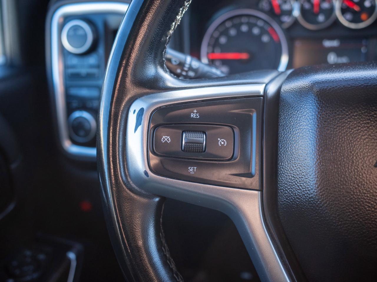 2023 Chevrolet SILVERADO 2500HD LT - 6.6 L V8 Gas Engine Photo