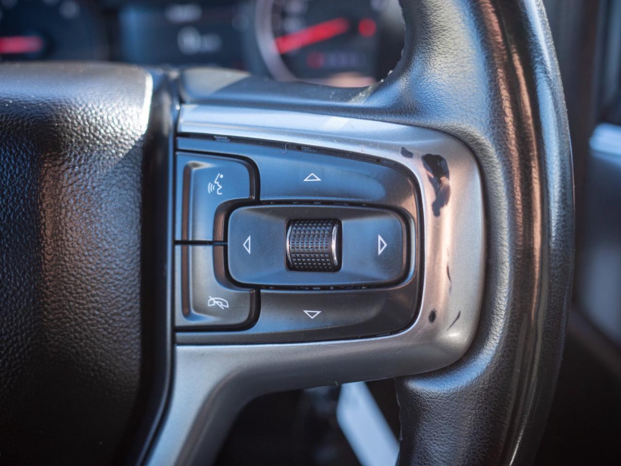 2023 Chevrolet SILVERADO 2500HD LT - 6.6 L V8 Gas Engine Photo