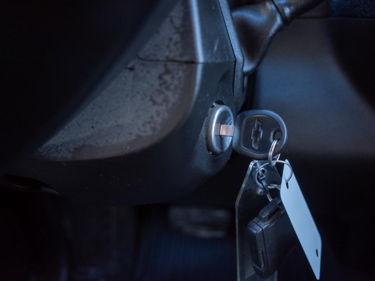 2023 Chevrolet SILVERADO 2500HD LT - 6.6 L V8 Gas Engine Photo